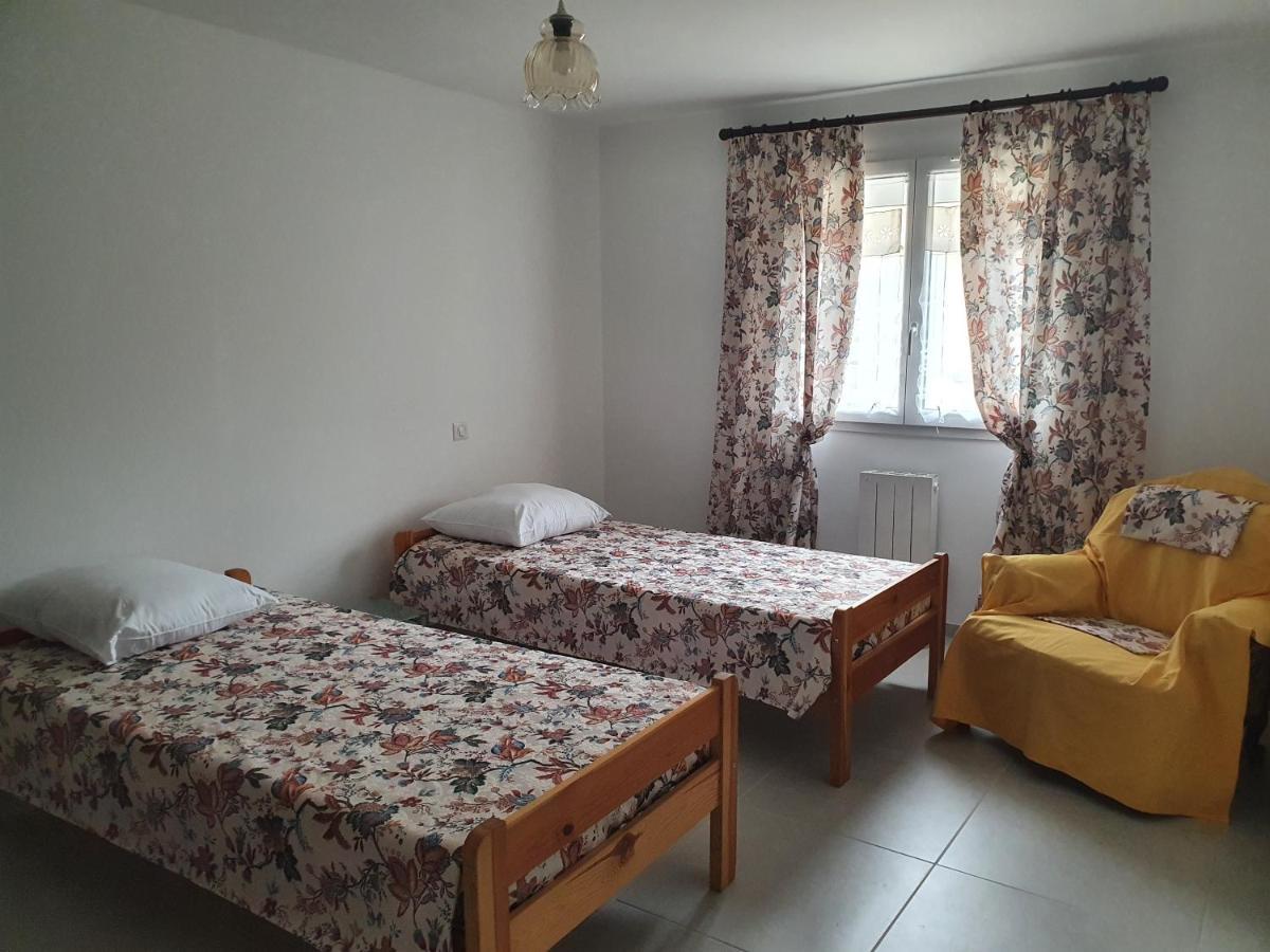 Gîte les trois abeilles - rdc Bésignan Extérieur photo